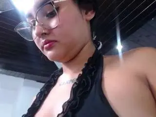 Antonellasweetlittle  live sex cam