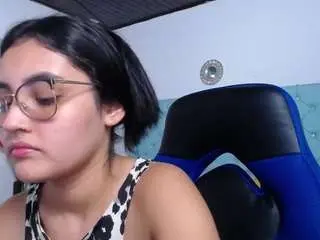 Antonellasweetlittle  live sex cam