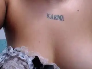 Antonellasweetlittle  live sex cam