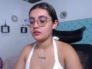 Antonellasweetlittle  live sex cam