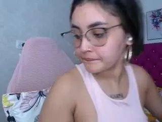 Antonellasweetlittle  live sex cam
