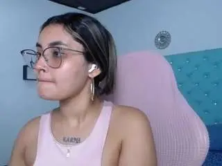 Antonellasweetlittle  live sex cam