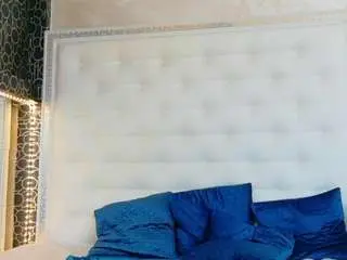 Karissia  live sex cam