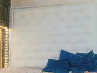 Karissia  live sex cam