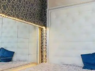 Karissia  live sex cam