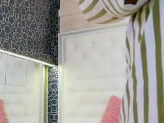 Karissia  live sex cam