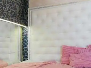 Karissia  live sex cam