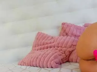 Karissia  live sex cam