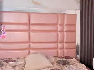 Rosestark  live sex cam