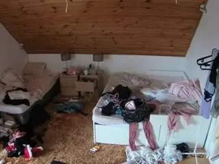 Voyeurcam-julmodels-whitebed-2  live sex cam