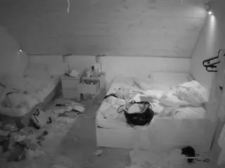 Voyeurcam-julmodels-whitebed-2  live sex cam