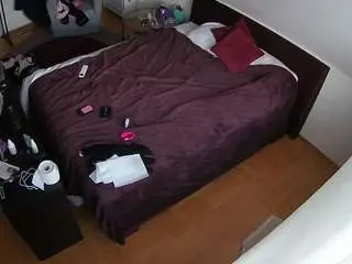 Voyeurcam-julmodels-whitebed-2  live sex cam