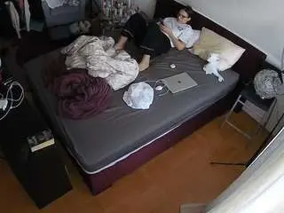 Voyeurcam-julmodels-whitebed-2  live sex cam