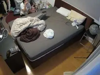 Voyeurcam-julmodels-whitebed-2  live sex cam