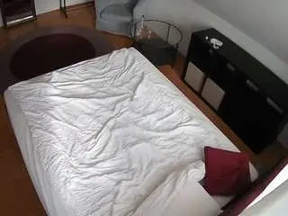 Voyeurcam-julmodels-whitebed-2  live sex cam