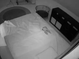 Voyeurcam-julmodels-whitebed-2  live sex cam