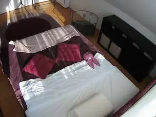 Voyeurcam-julmodels-whitebed-2  live sex cam