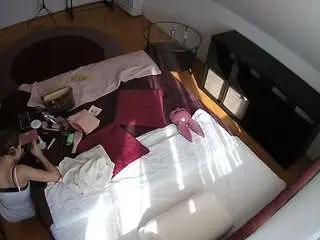 Voyeurcam-julmodels-whitebed-2  live sex cam