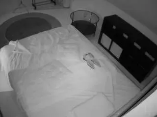 Voyeurcam-julmodels-whitebed-2  live sex cam