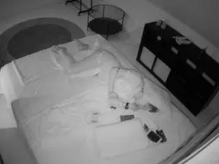 Voyeurcam-julmodels-whitebed-2  live sex cam