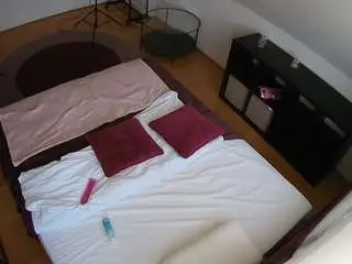 Voyeurcam-julmodels-whitebed-2  live sex cam