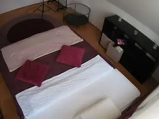 Voyeurcam-julmodels-whitebed-2  live sex cam