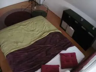 Voyeurcam-julmodels-whitebed-2  live sex cam