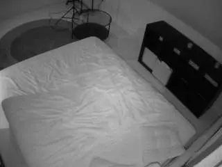 Voyeurcam-julmodels-whitebed-2  live sex cam