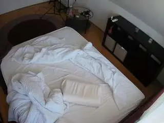 Voyeurcam-julmodels-whitebed-2  live sex cam