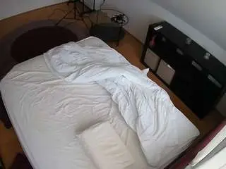 Voyeurcam-julmodels-whitebed-2  live sex cam