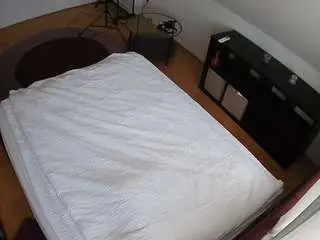 Voyeurcam-julmodels-whitebed-2  live sex cam