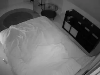 Voyeurcam-julmodels-whitebed-2  live sex cam