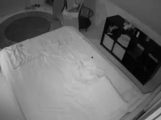 Voyeurcam-julmodels-whitebed-2  live sex cam