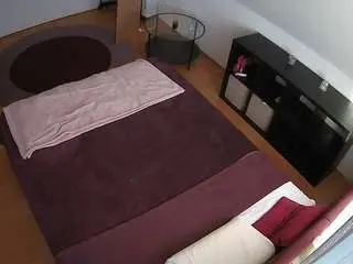 Voyeurcam-julmodels-whitebed-2  live sex cam