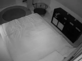 Voyeurcam-julmodels-whitebed-2  live sex cam