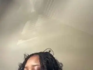 Ypowlowski96  live sex cam