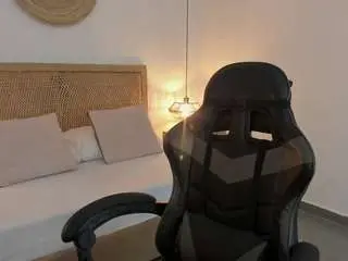 Zoe-danae  live sex cam