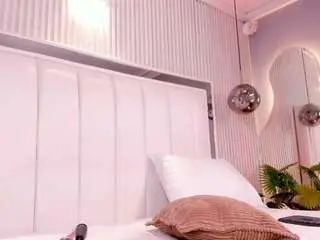 Fiorelaston  live sex cam