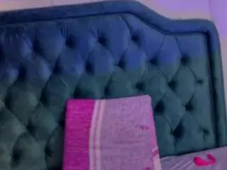 Dakota-flame-cr  live sex cam