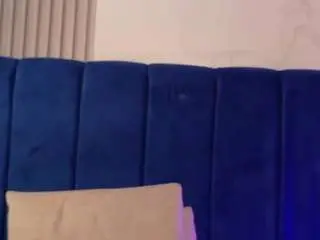 Dakota-flame-cr  live sex cam