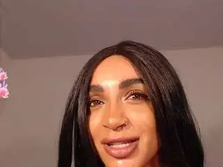 Destinnemills  live sex cam