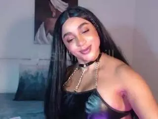 Destinnemills  live sex cam