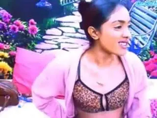 Indianpretty1  live sex cam