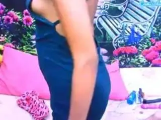 Indianpretty1  live sex cam