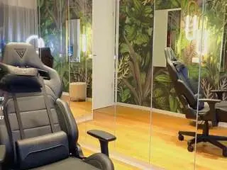 Mileysin1111  live sex cam