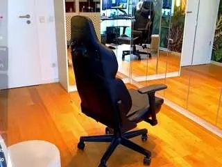 Mileysin1111  live sex cam