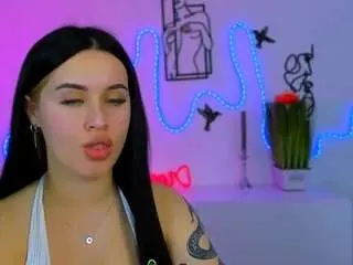 Sarah-foxy1  live sex cam