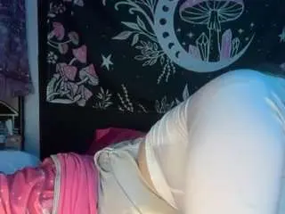 Thickgingergoddess  live sex cam