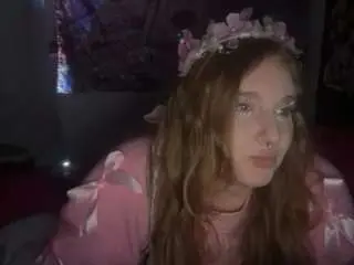 Thickgingergoddess  live sex cam