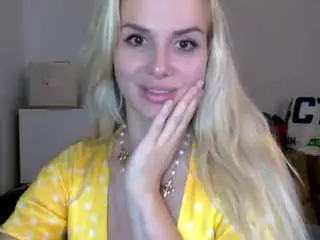 Corneliabarbie  live sex cam
